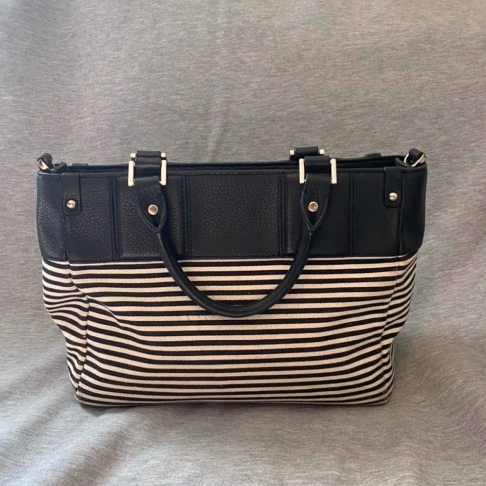 Kate Spade purse - Picture 2 of 4